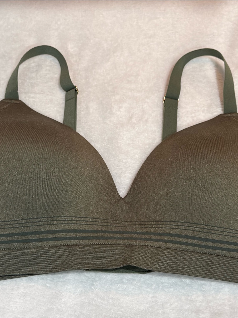 Smooth Olive Green Seamless T-Shirt Bra
